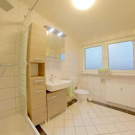דירה Gaestehaus Midlum *